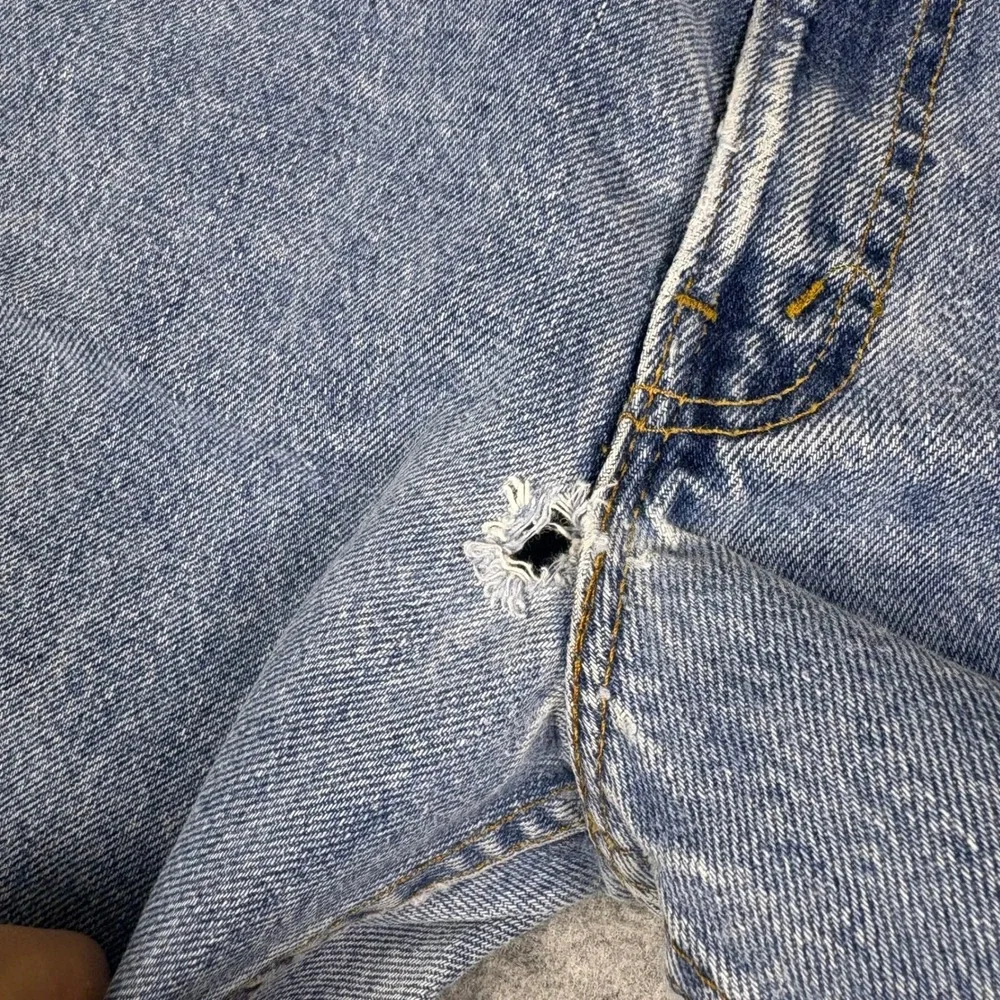 Vintage 90s Levis 550 Relaxed Fit Tapered Leg Jeans Made in USA Blue 36x34